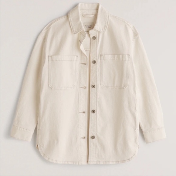 Abercrombie & Fitch Jackets & Blazers - NWOT A&F Oversized Denim Work Shirt Jacket Off White, Size XS